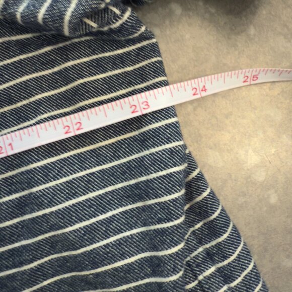 Duluth Trading Co. Men’s Shirt - Picture 10 of 10